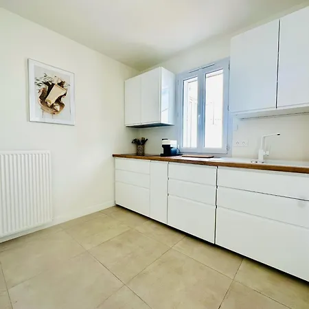 Maison Jala 3 Chambres, 3 Sdb, à 5 Minutes De L'océan La Rochelle (Charente-Maritime)