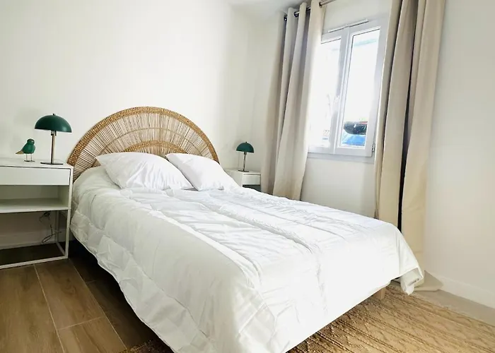 Maison Jala 3 Chambres, 3 Sdb, A 5 Minutes De L'ocean La Rochelle (Charente-Maritime)